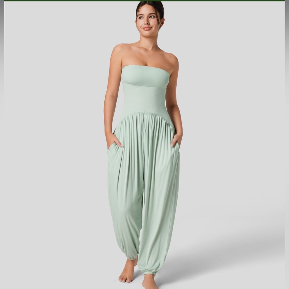Halara Sz Large Green Ribbed Tube Backless Plicated Side Pocket Casual Jumpsuit